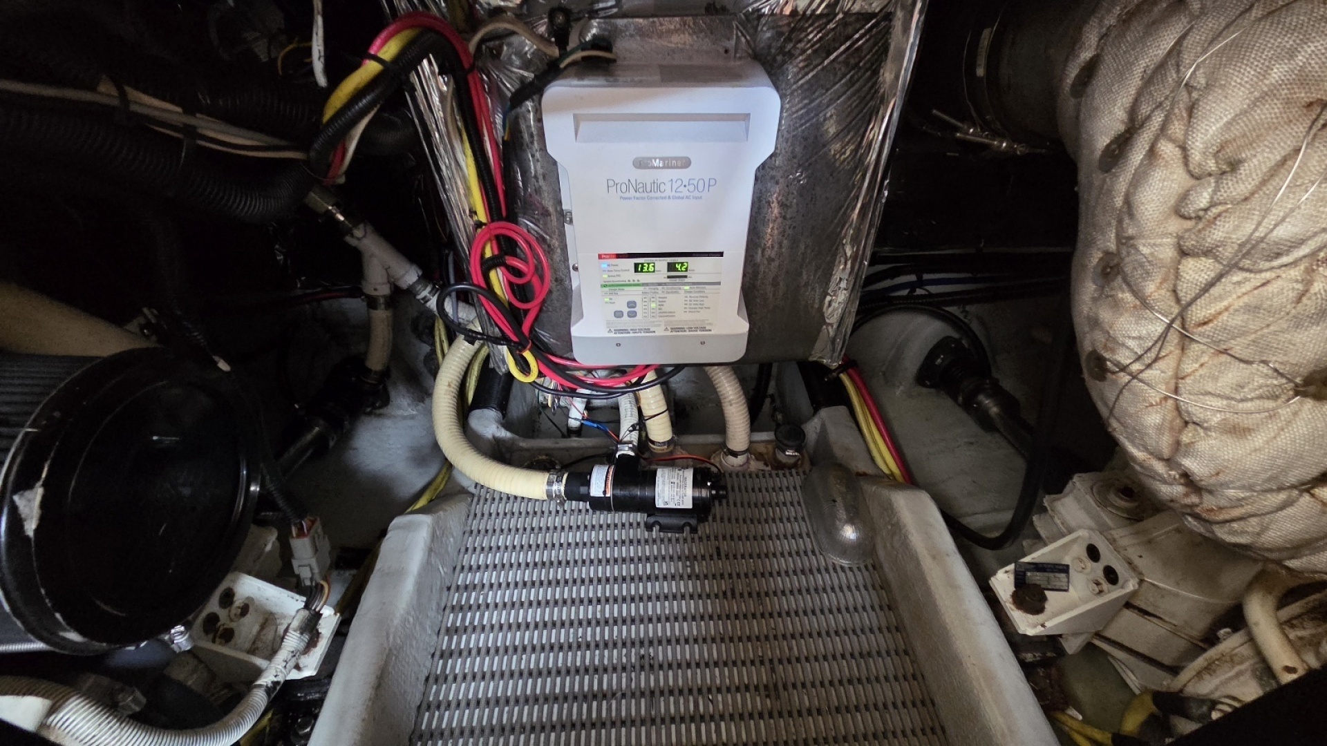 Meant 2 B 47ft Meridian Yacht For Sale Meant 2 B 47ft Meridian Yacht For Sale