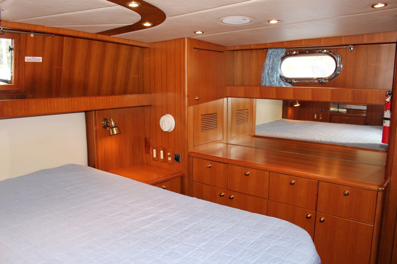 2007 Jefferson Motor Yacht