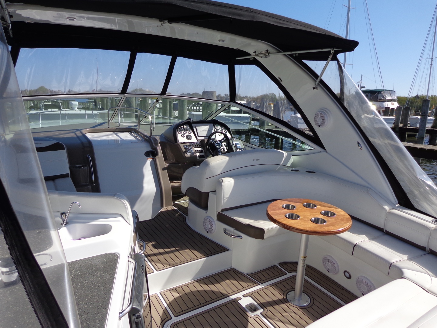 35ft Cruisers Yachts Yacht For Sale