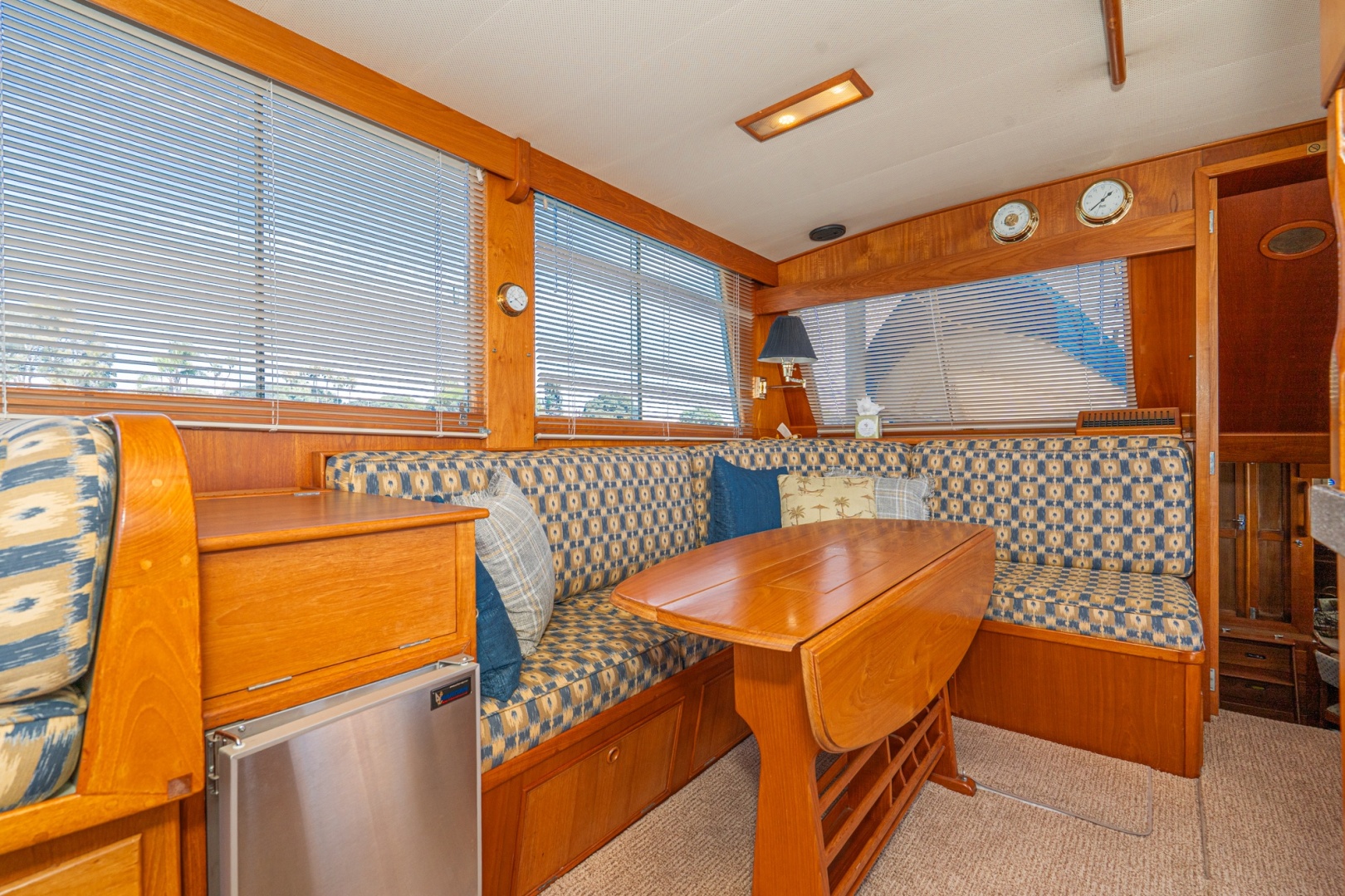 1987 Grand Banks 47 motoryacht