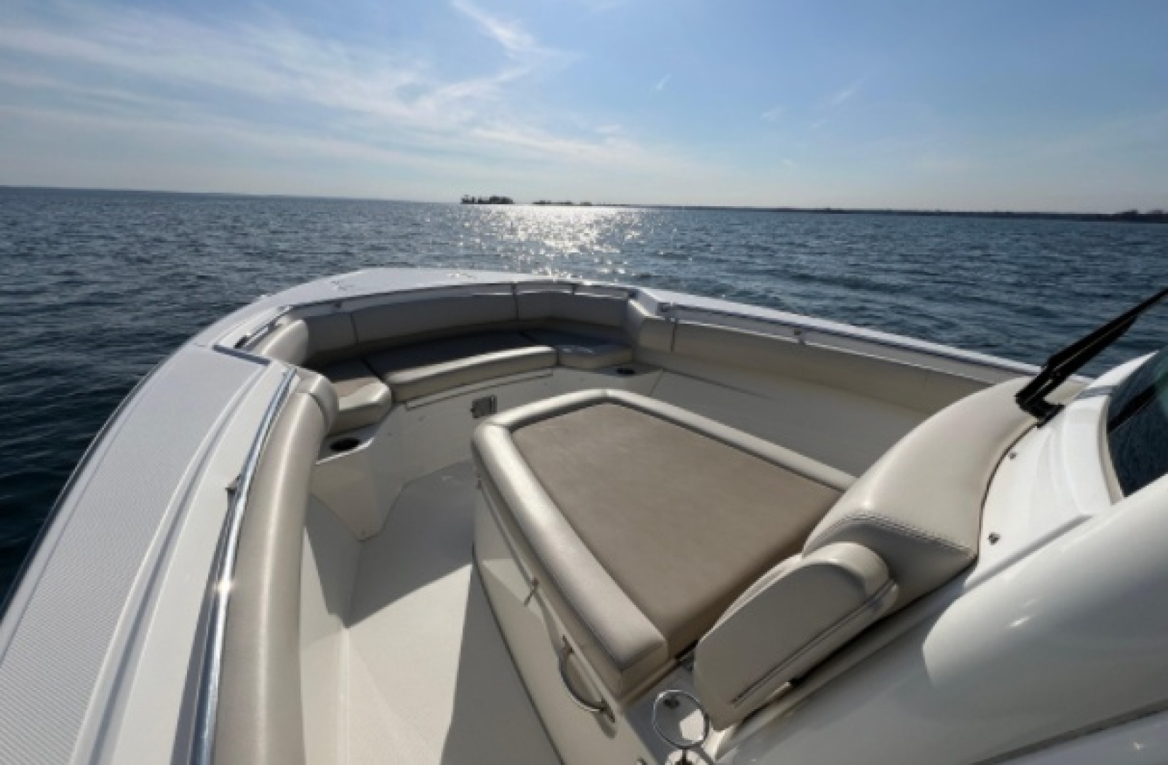 2016 Boston Whaler 280 Outrage