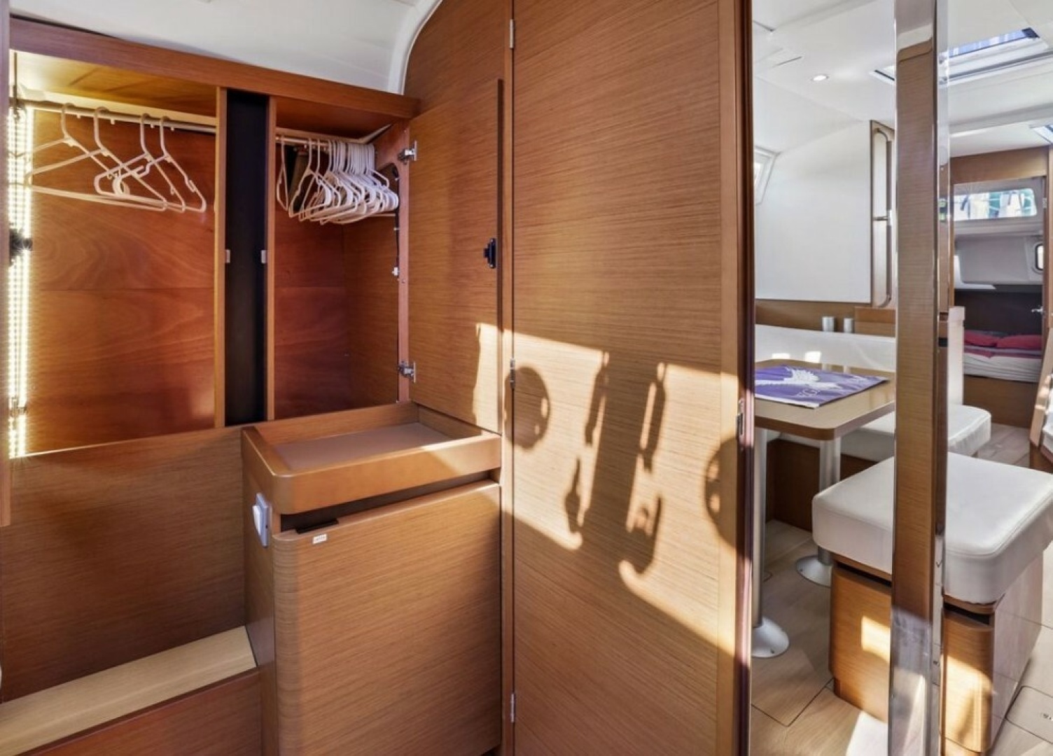 Perfect Timing 44ft Jeanneau Yacht For Sale Perfect Timing 44ft Jeanneau Yacht For Sale