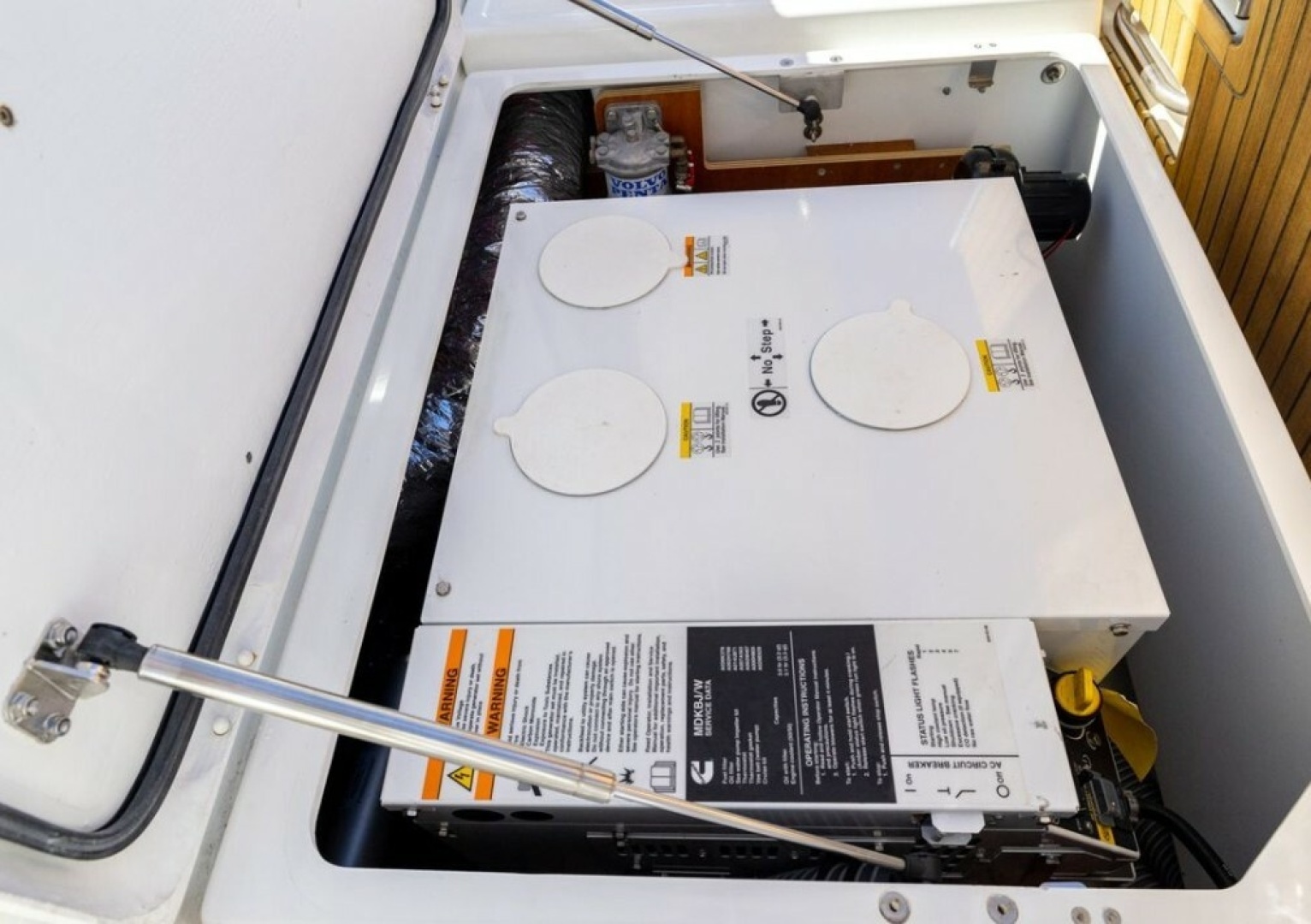 Perfect Timing 44ft Jeanneau Yacht For Sale Perfect Timing 44ft Jeanneau Yacht For Sale