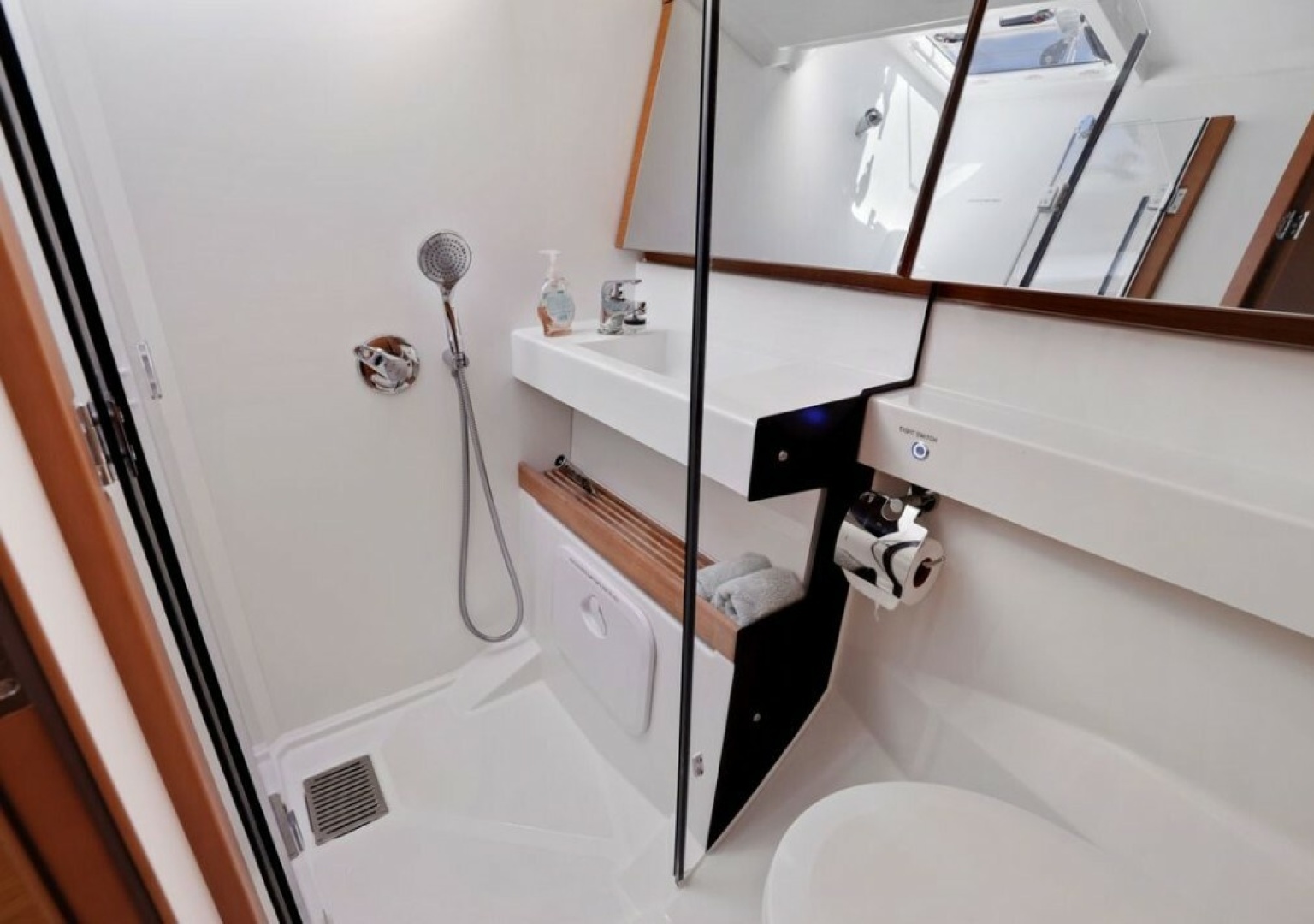 Perfect Timing 44ft Jeanneau Yacht For Sale Perfect Timing 44ft Jeanneau Yacht For Sale