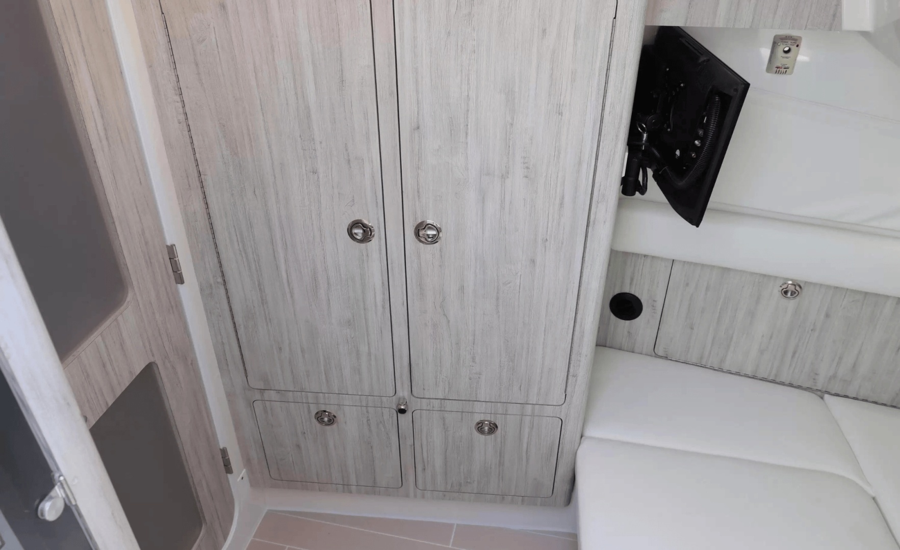 53ft HCB Yacht For Sale