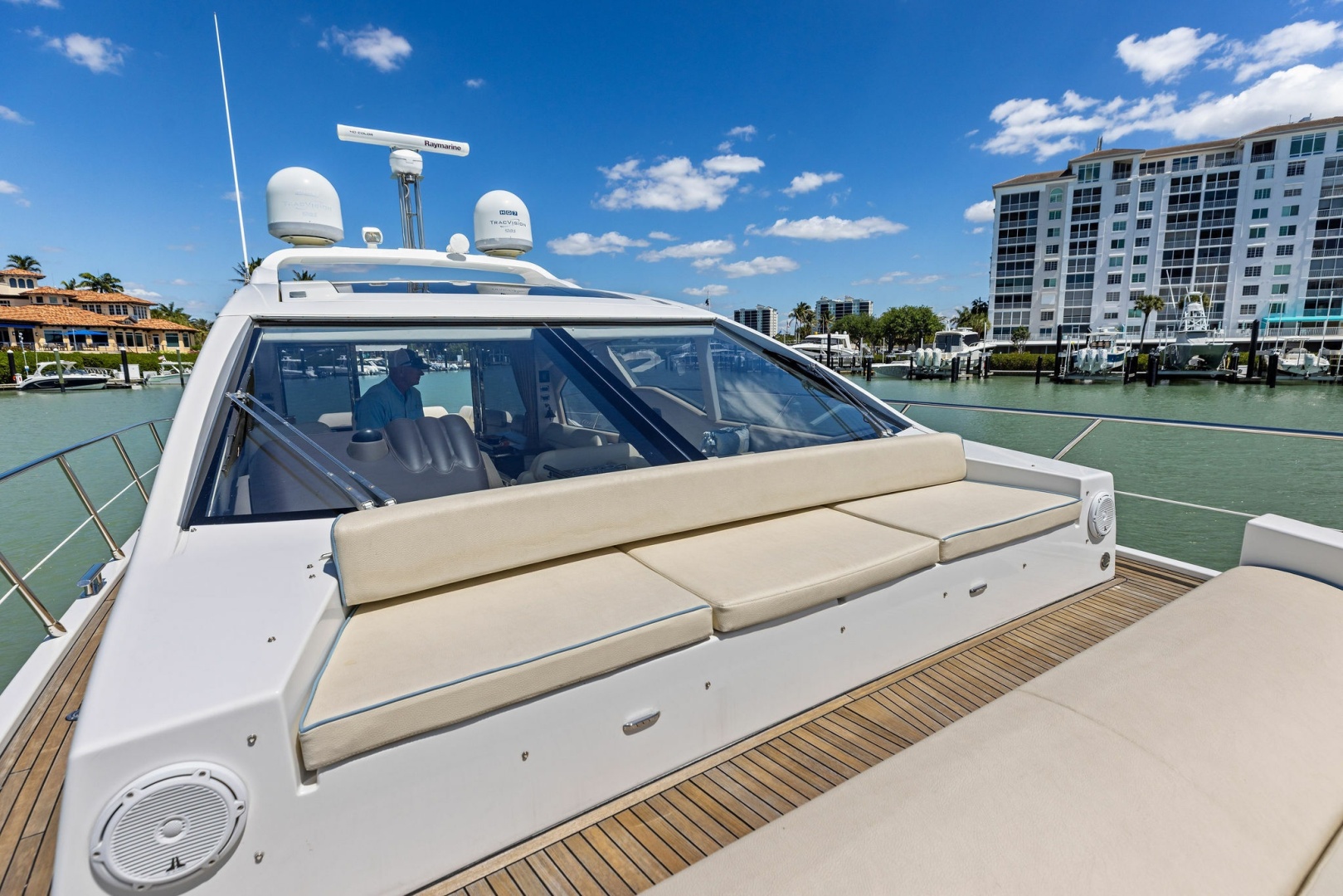 RADIO WAVES 55ft Azimut Yacht For Sale