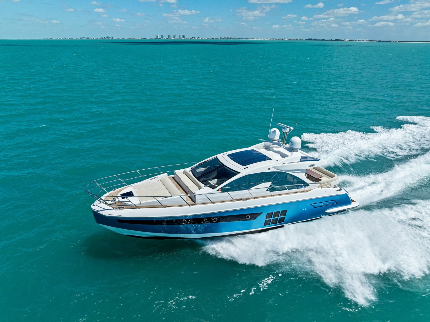 RADIO WAVES 55ft Azimut Yacht For Sale