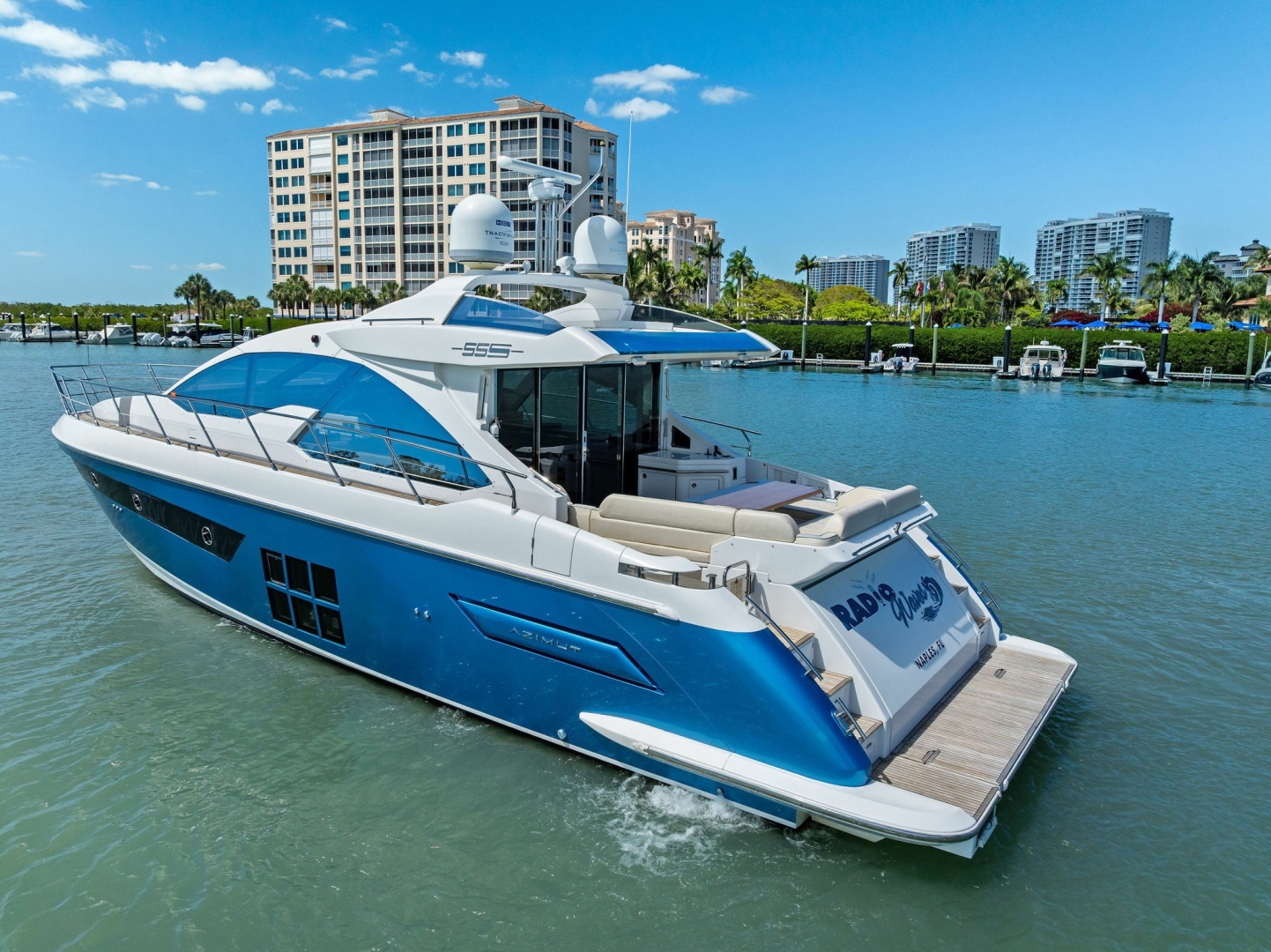 RADIO WAVES 55ft Azimut Yacht For Sale
