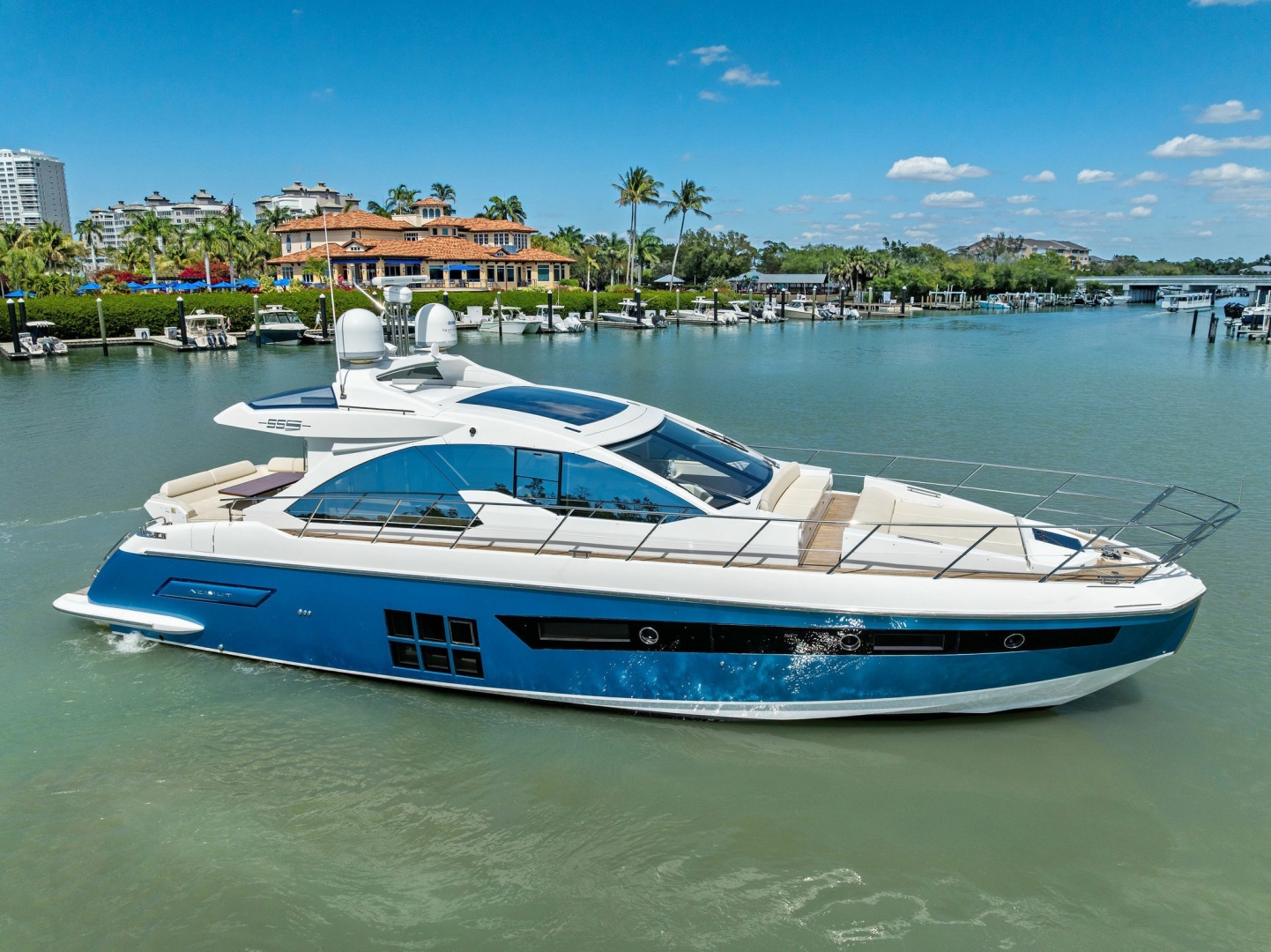 RADIO WAVES 55ft Azimut Yacht For Sale