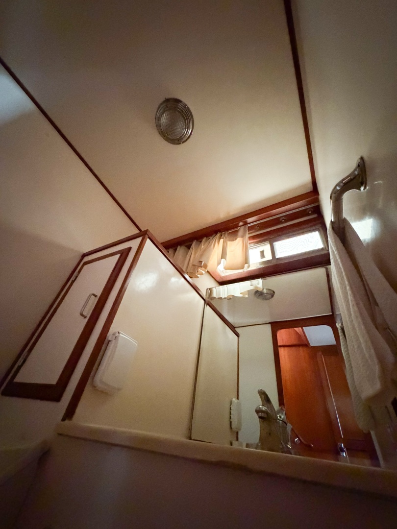 SOLIDARITY 52ft Jefferson Yacht For Sale