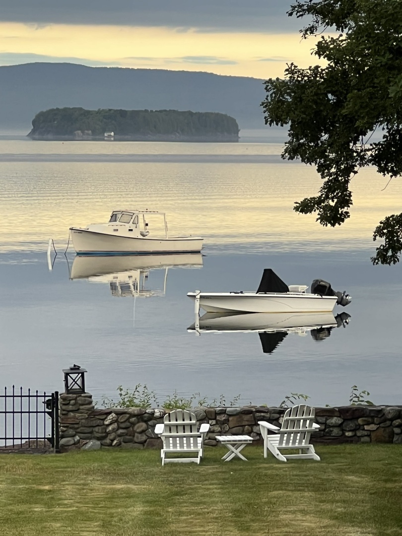 SPRAY 27ft Nauset Yacht For Sale