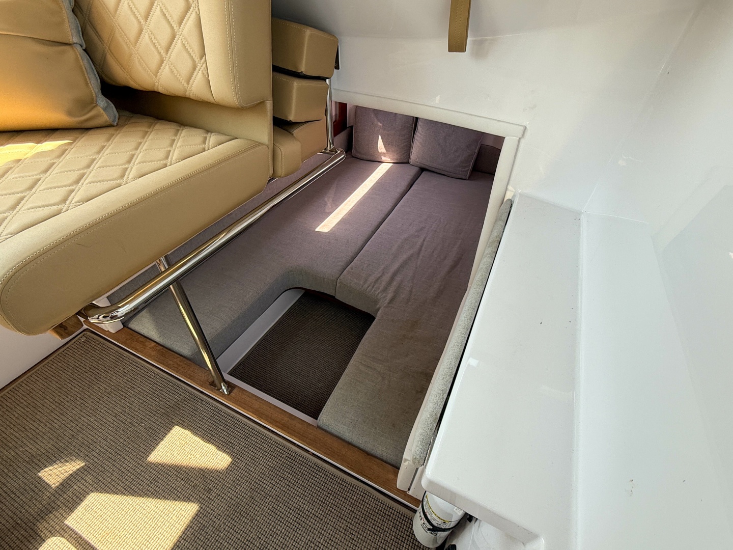 28ft Axopar Yacht For Sale 28ft Axopar Yacht For Sale