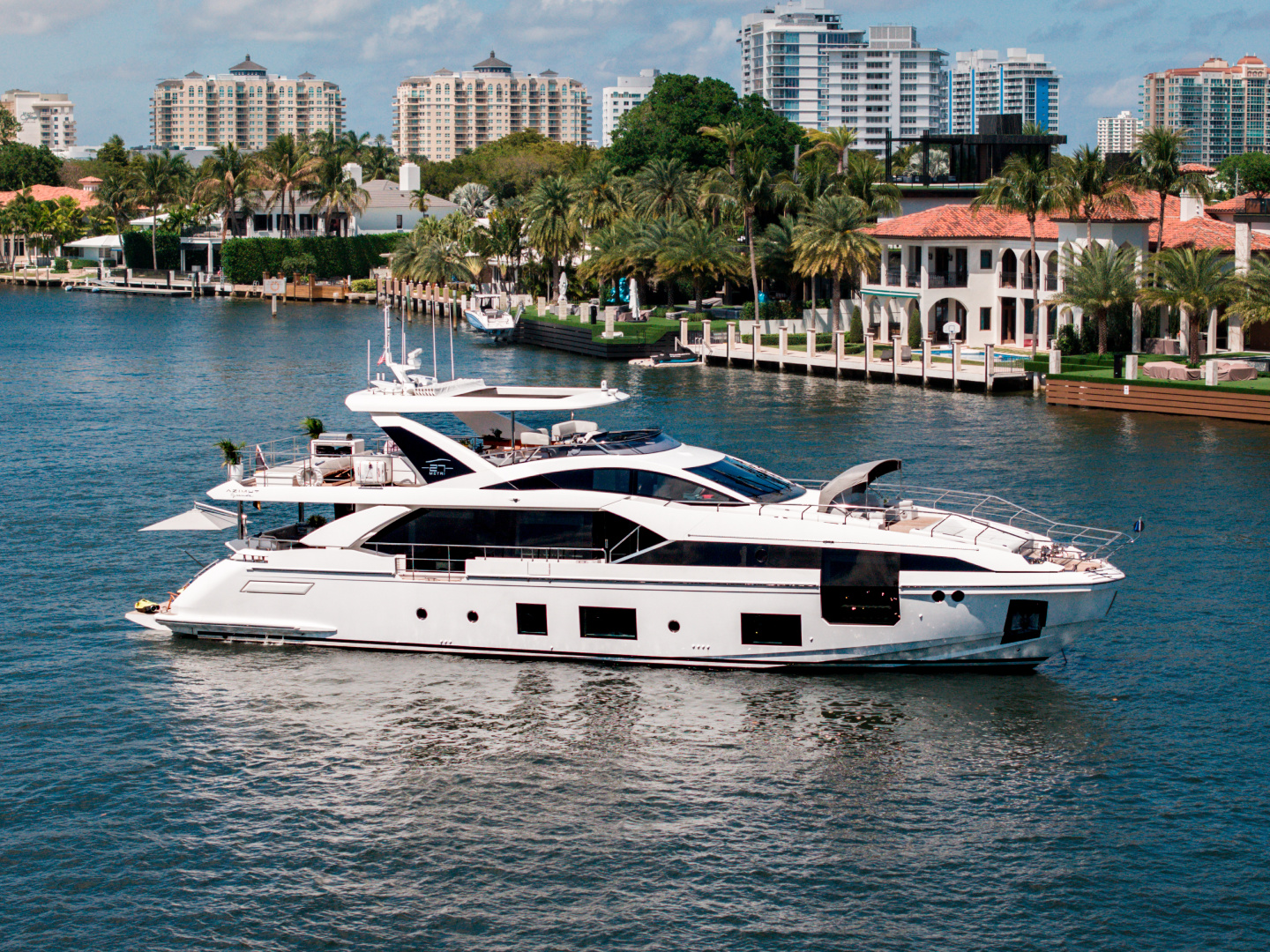 87ft Azimut Yacht For Sale