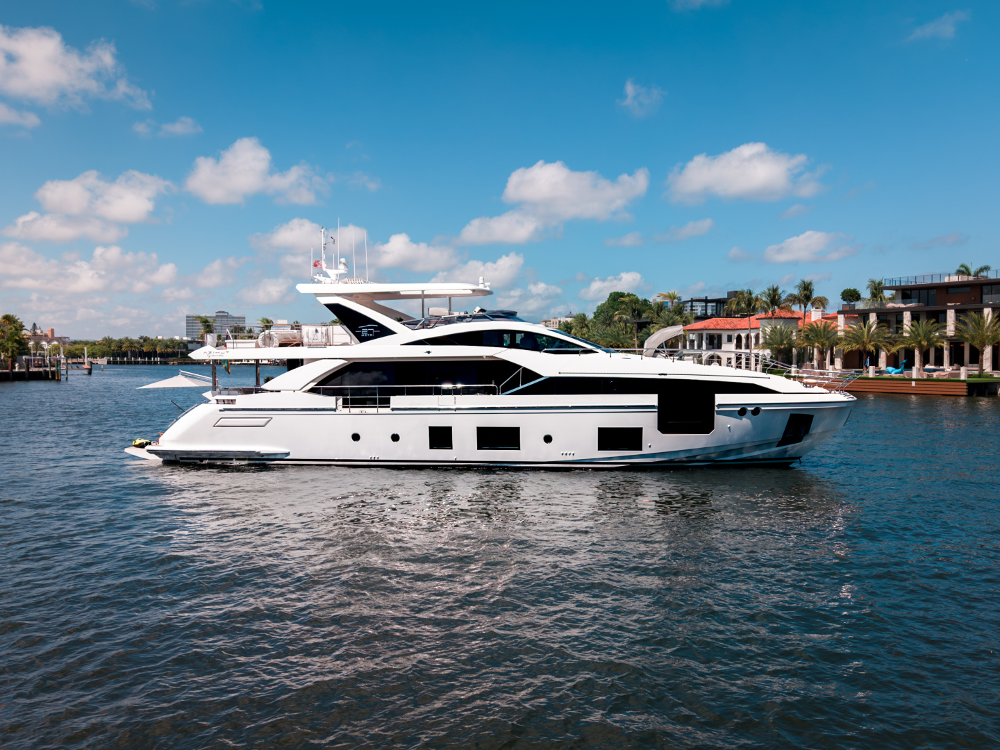 87ft Azimut Yacht For Sale