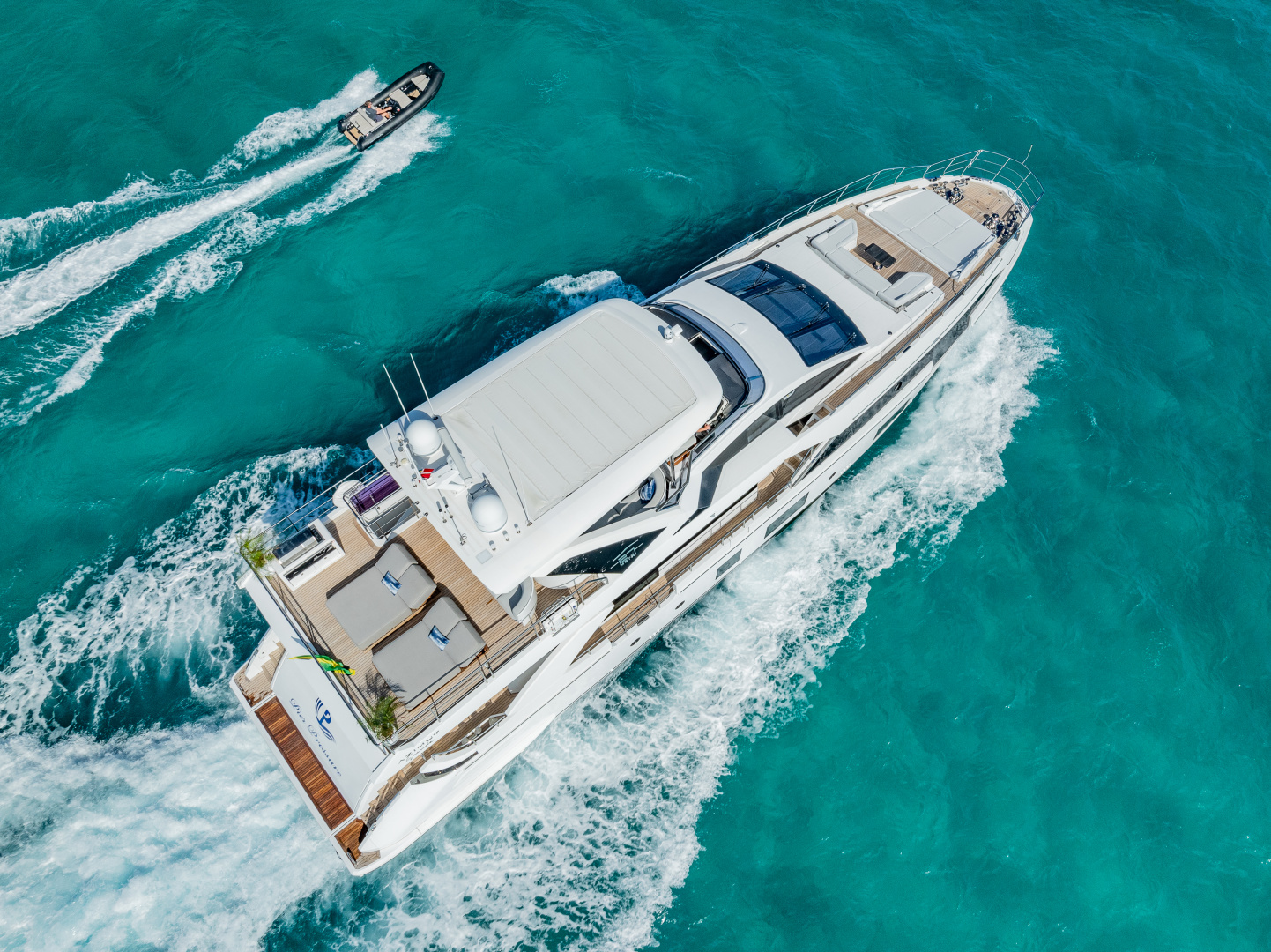 87ft Azimut Yacht For Sale