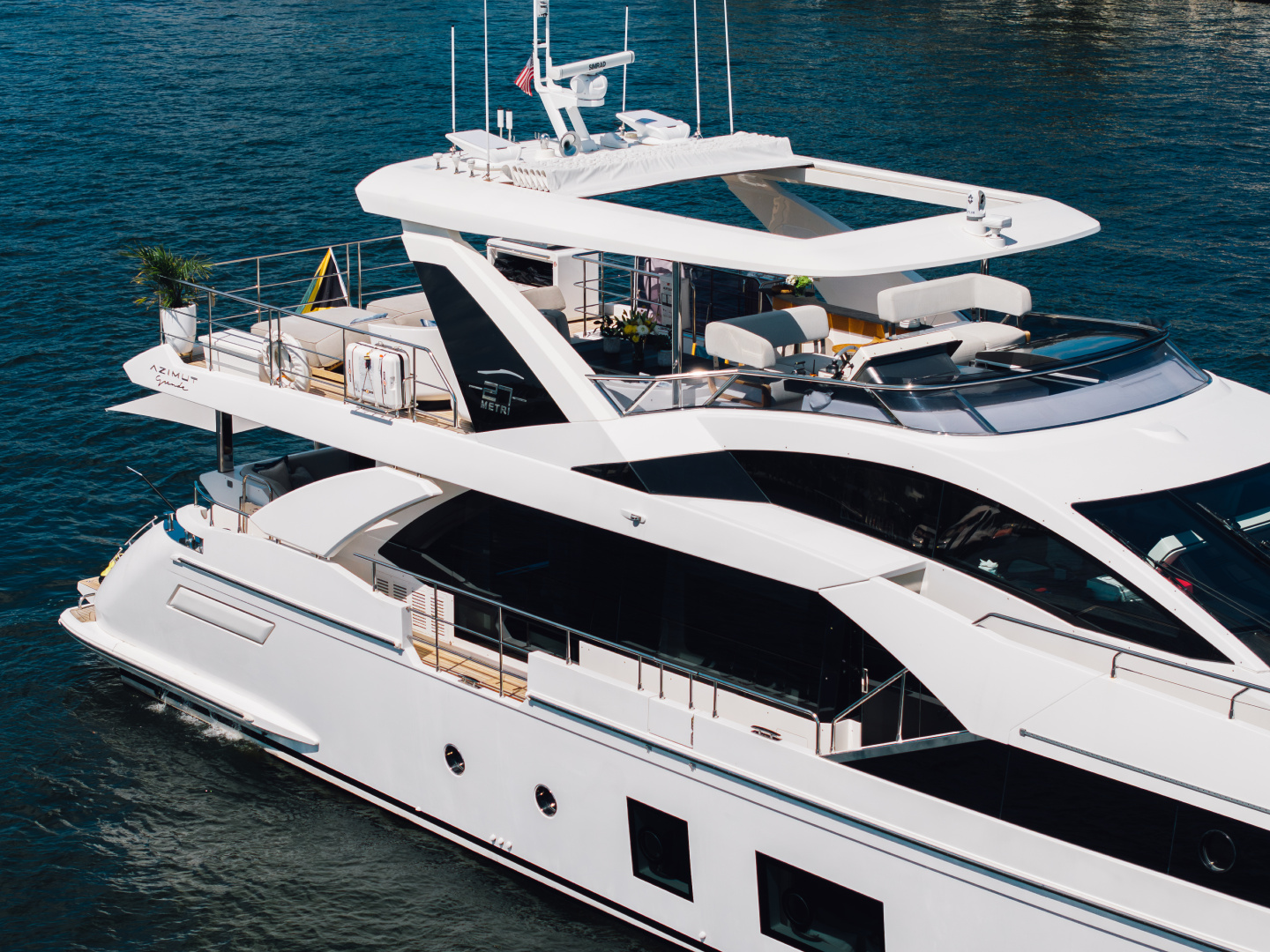 87ft Azimut Yacht For Sale