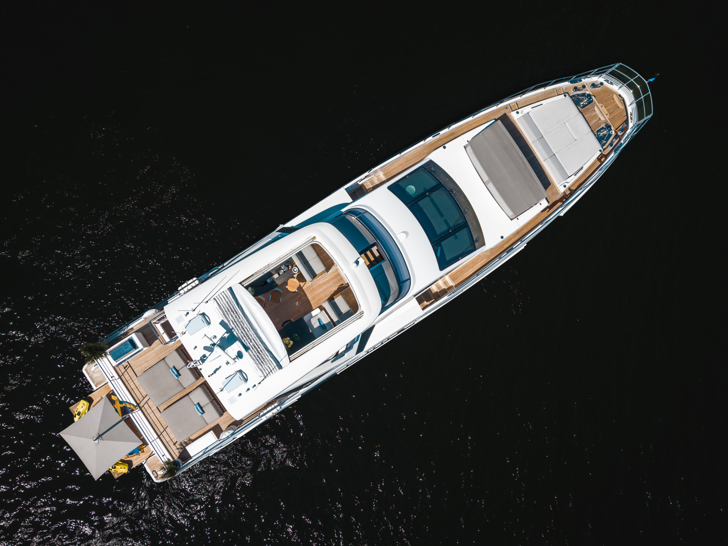 87ft Azimut Yacht For Sale