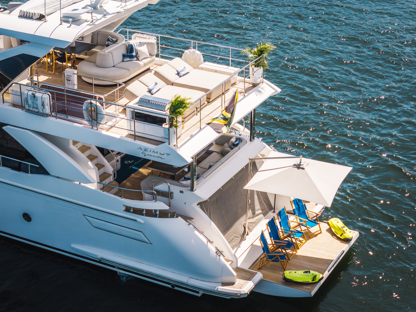 87ft Azimut Yacht For Sale