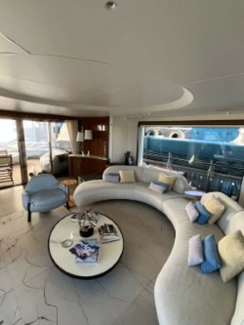 118ft Azimut Yacht For Sale