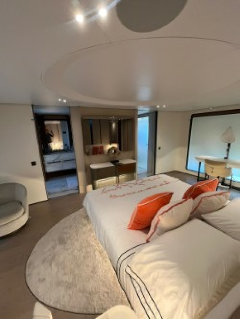 118ft Azimut Yacht For Sale