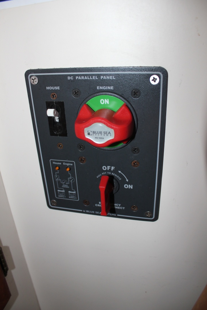 LAST COMMAND 28ft Cape Dory Yacht For Sale