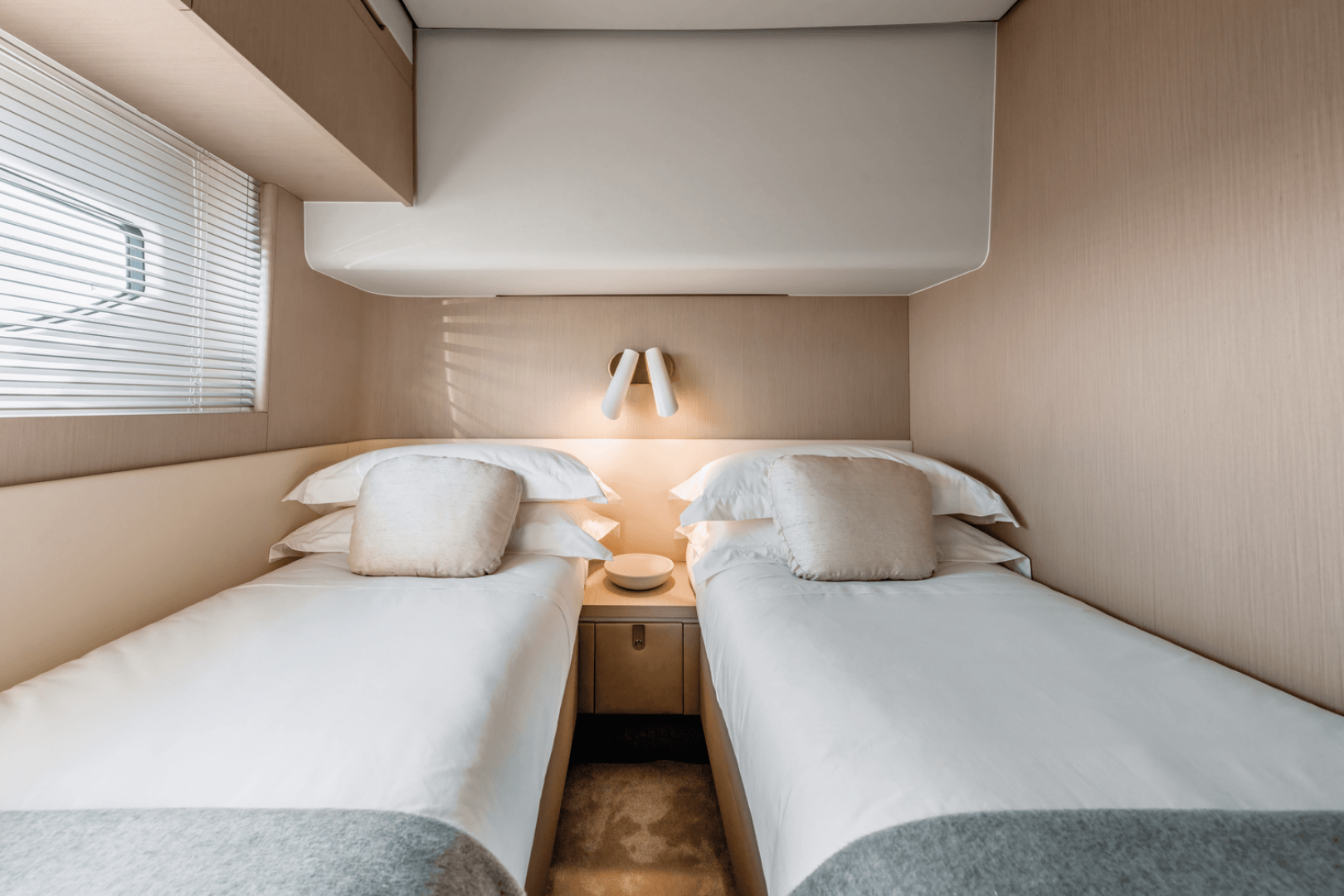 68ft Azimut Yacht For Sale 68ft Azimut Yacht For Sale