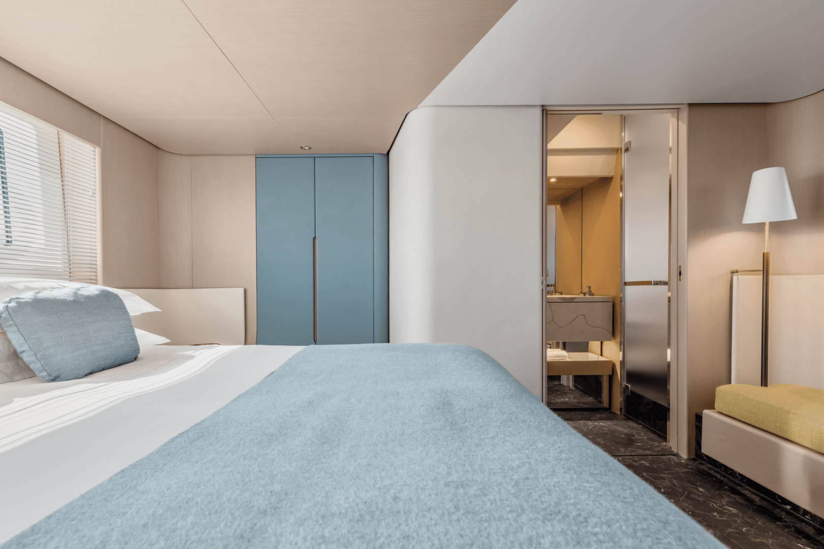 68ft Azimut Yacht For Sale 68ft Azimut Yacht For Sale