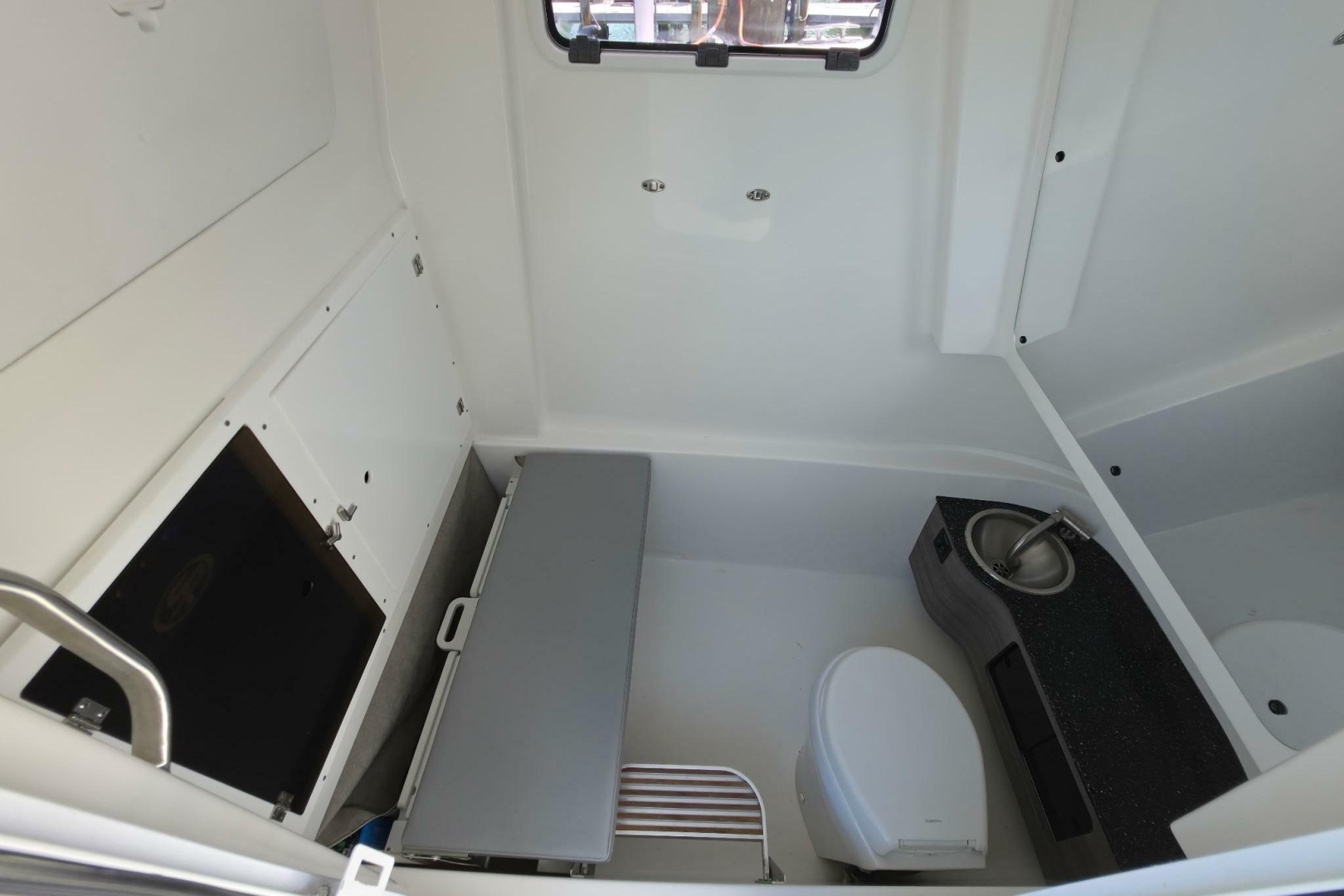 32ft Suzuki Yacht For Sale 32ft Suzuki Yacht For Sale