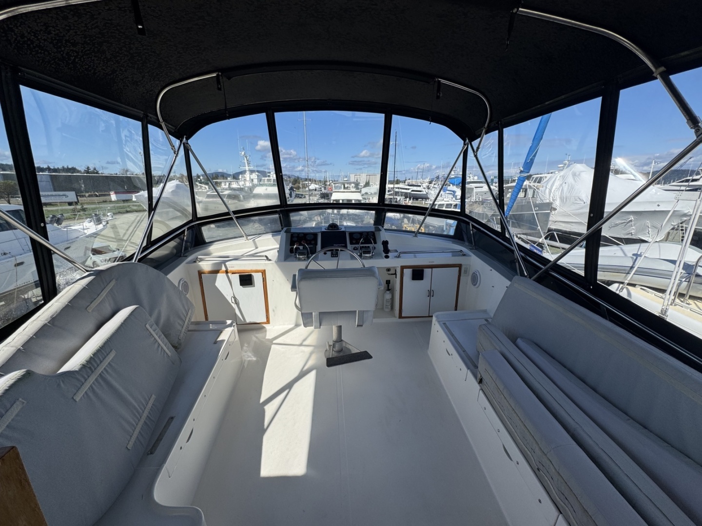 The Other Side 47ft Lien Hwa Yacht For Sale The Other Side 47ft Lien Hwa Yacht For Sale