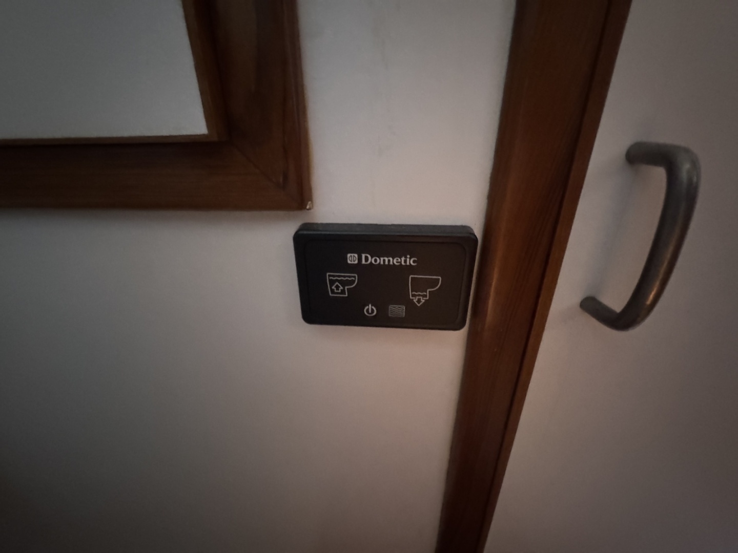 The Other Side 47ft Lien Hwa Yacht For Sale The Other Side 47ft Lien Hwa Yacht For Sale