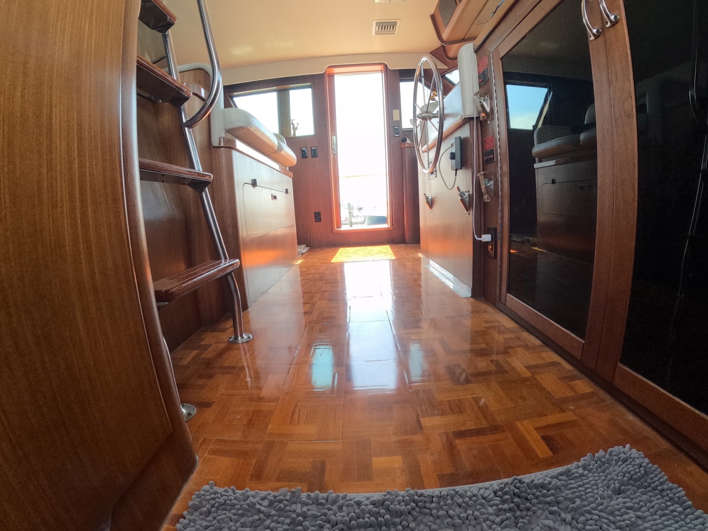 Lady Melan 54ft Hatteras Yacht For Sale