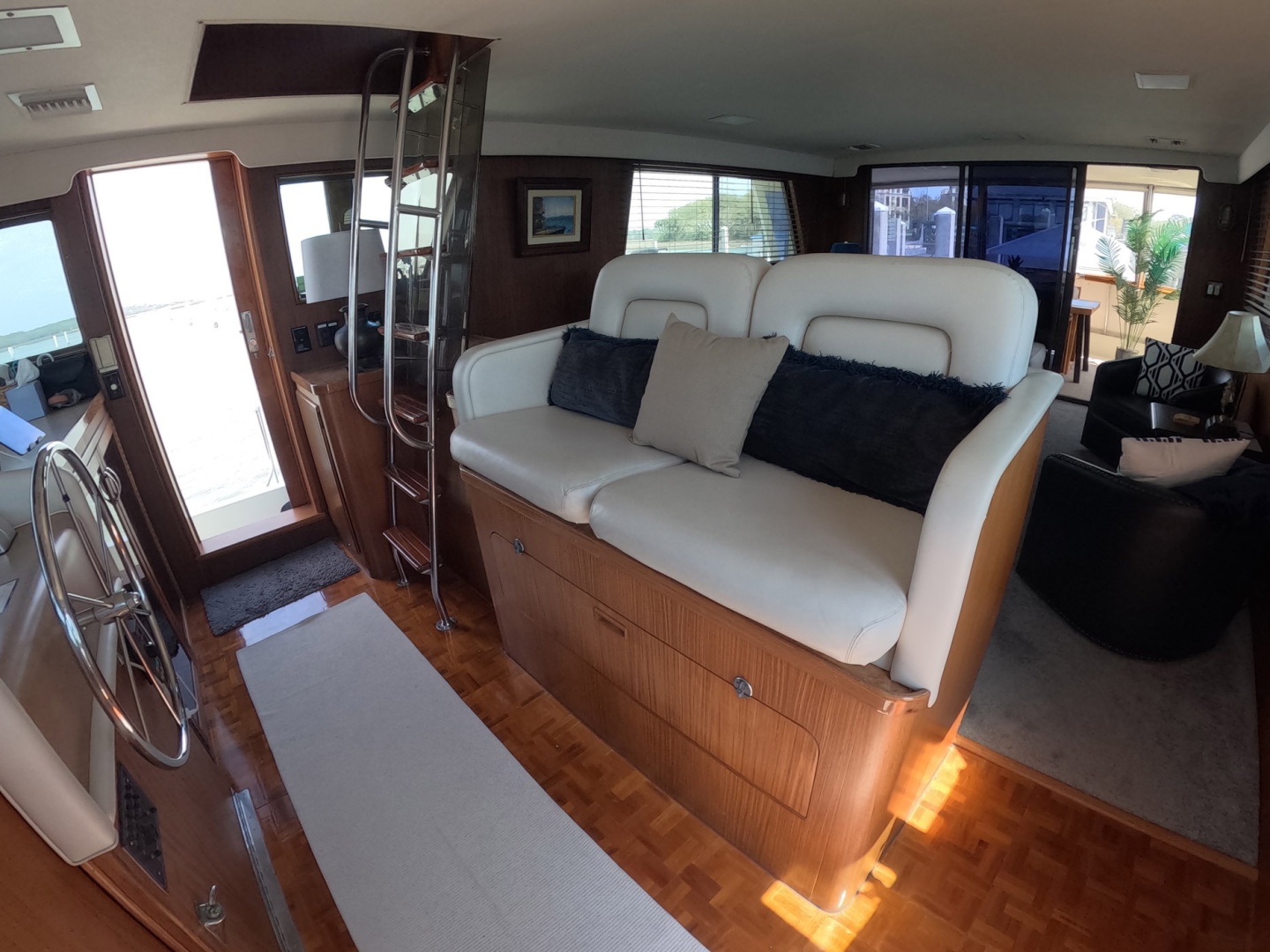 Lady Melan 54ft Hatteras Yacht For Sale