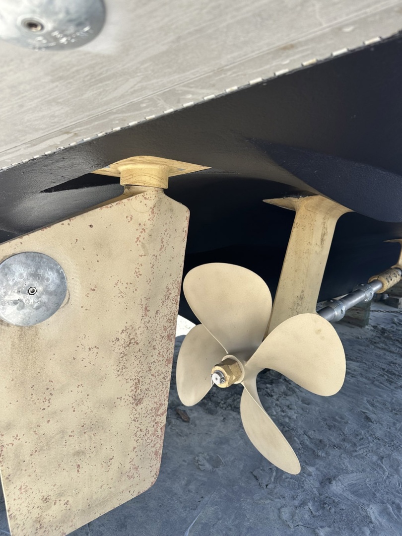 Lady Melan 54ft Hatteras Yacht For Sale