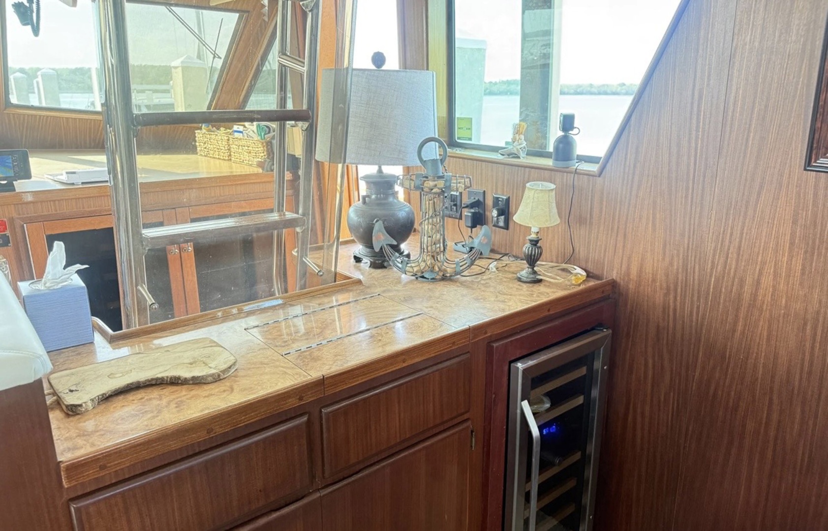 Lady Melan 54ft Hatteras Yacht For Sale