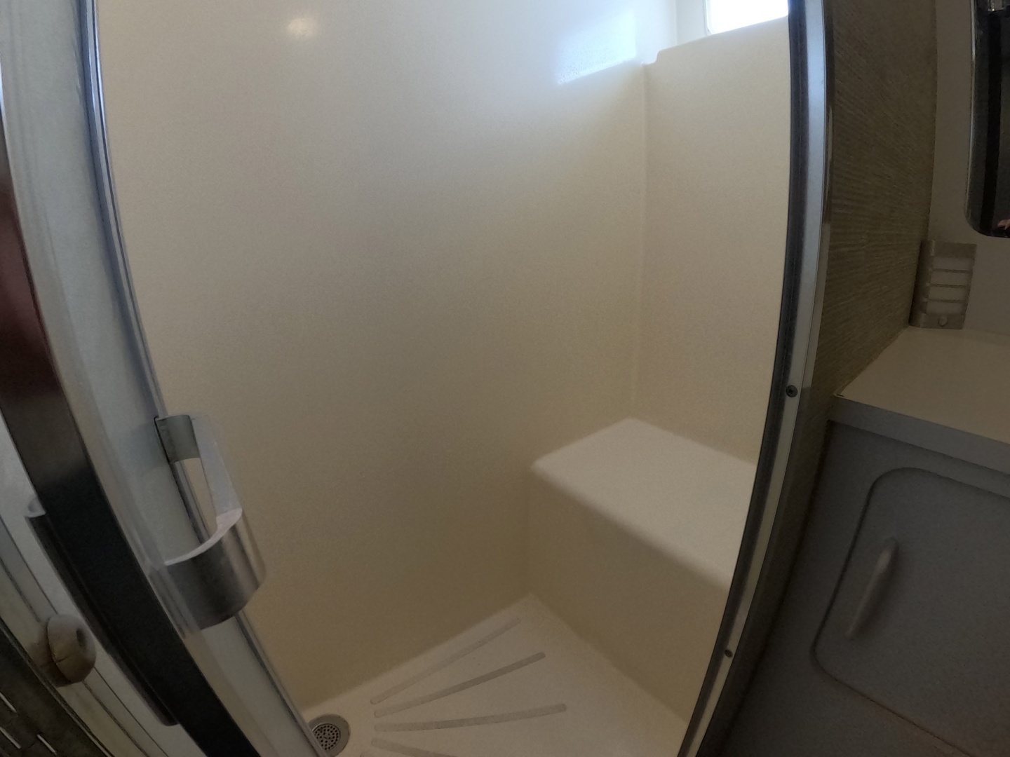 Lady Melan 54ft Hatteras Yacht For Sale