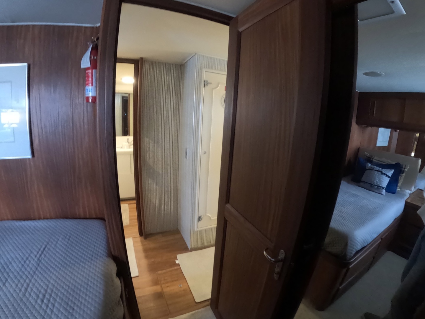 1987 Hatteras Motor Yacht