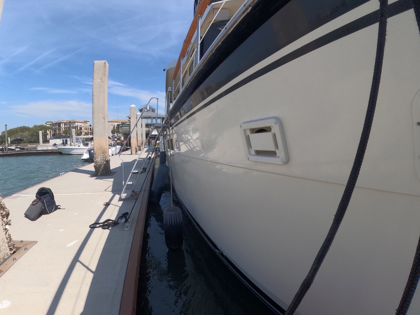 Lady Melan 54ft Hatteras Yacht For Sale