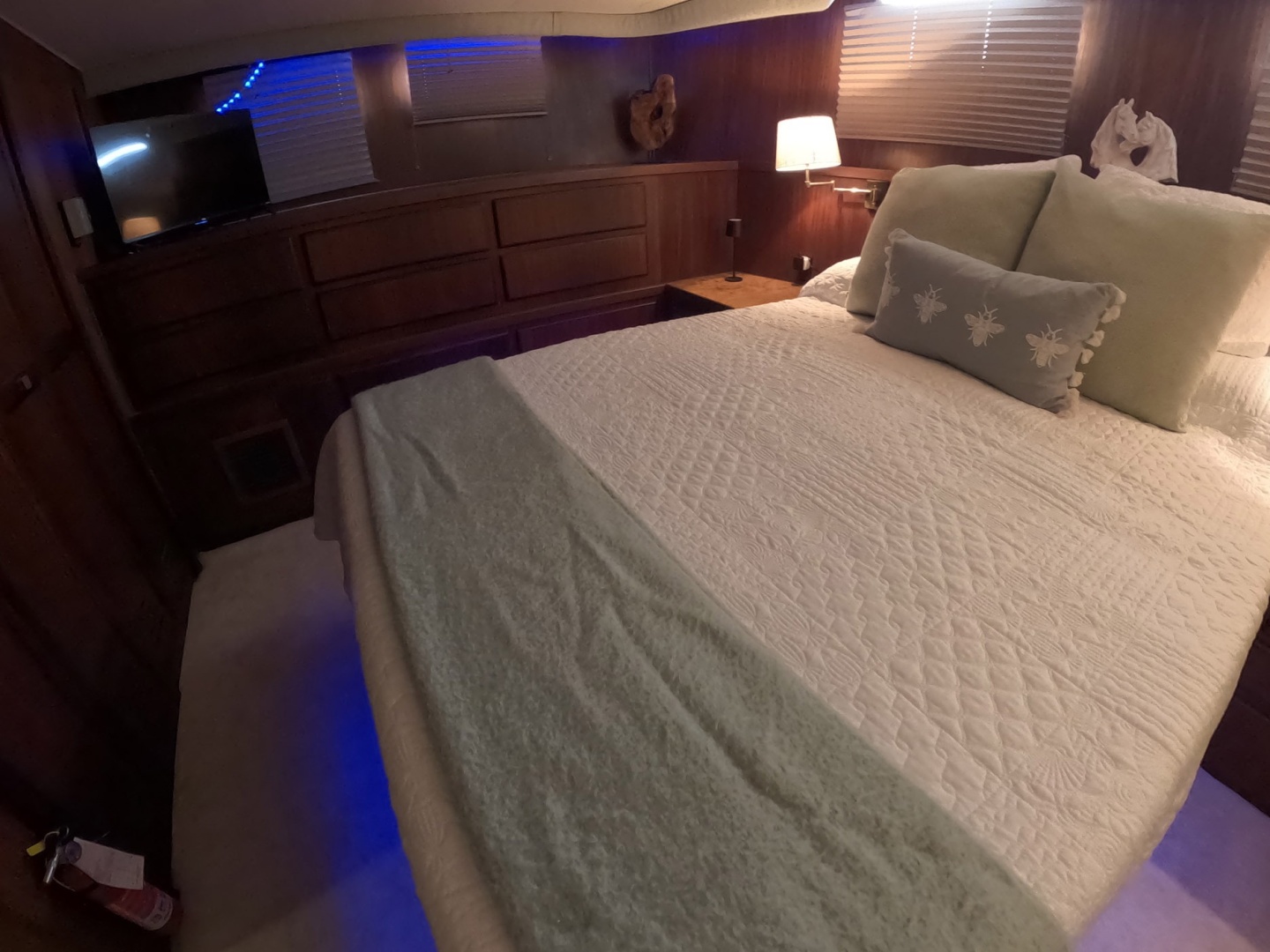 Lady Melan 54ft Hatteras Yacht For Sale