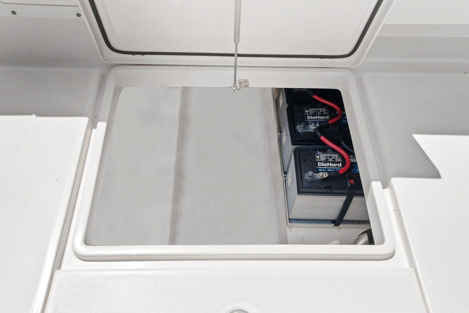 28ft Edgewater Yacht For Sale