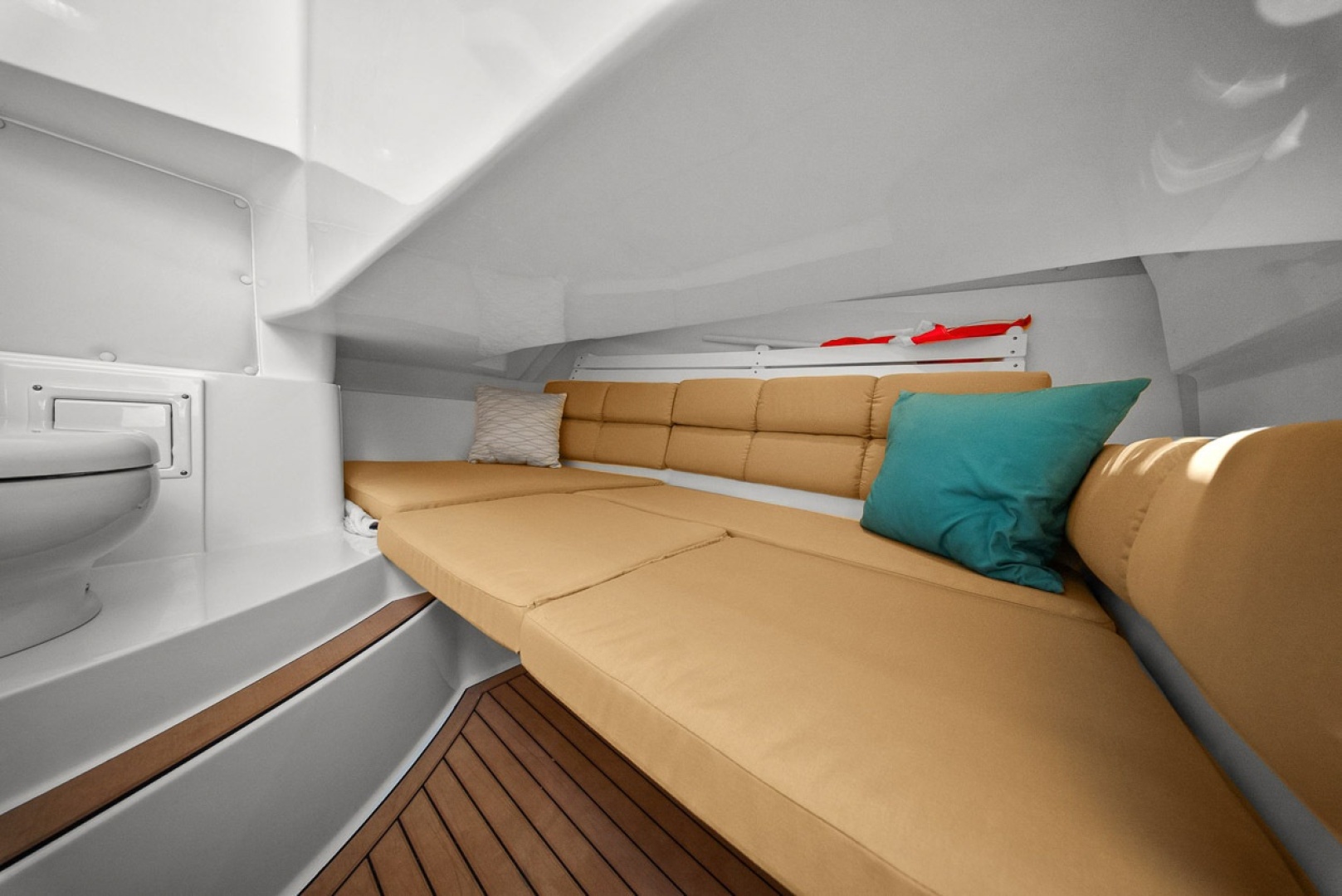 28ft Edgewater Yacht For Sale