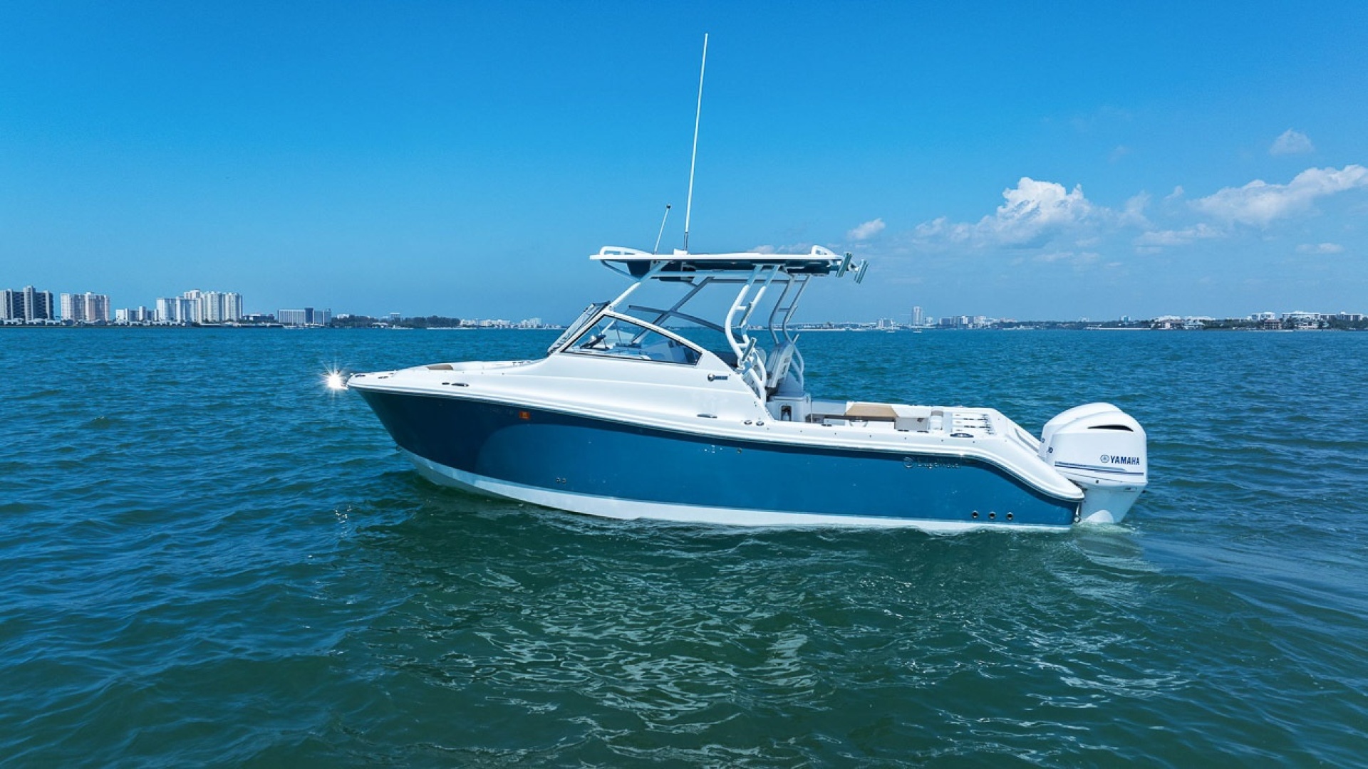 28ft Edgewater Yacht For Sale
