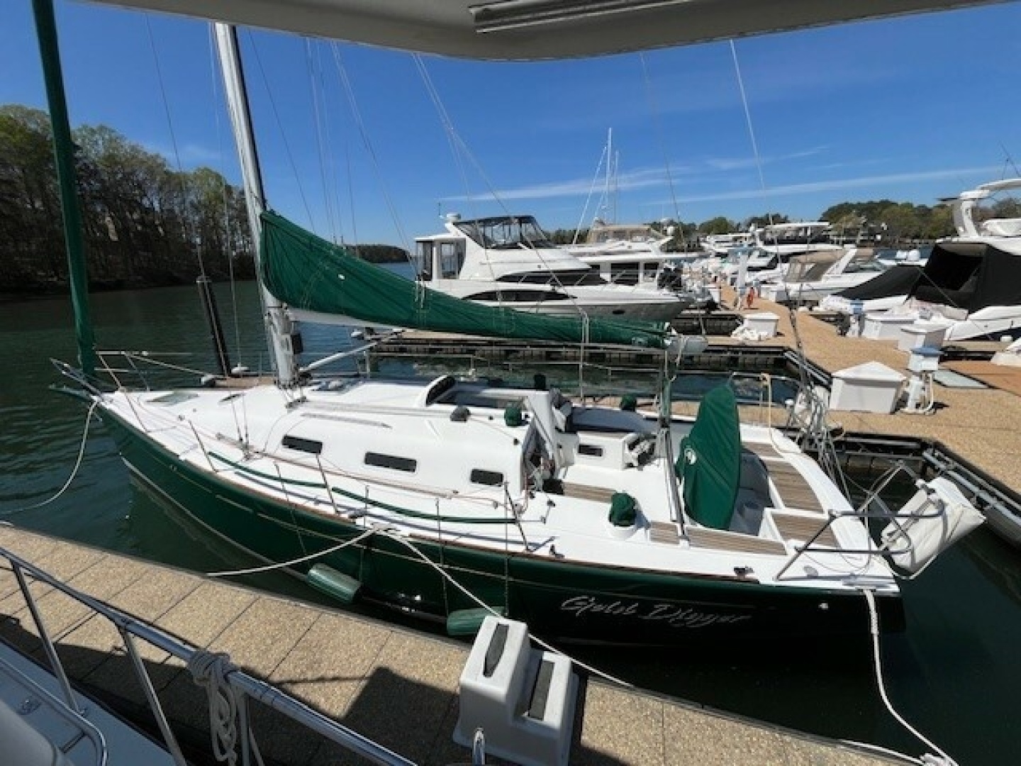 2005 Beneteau 