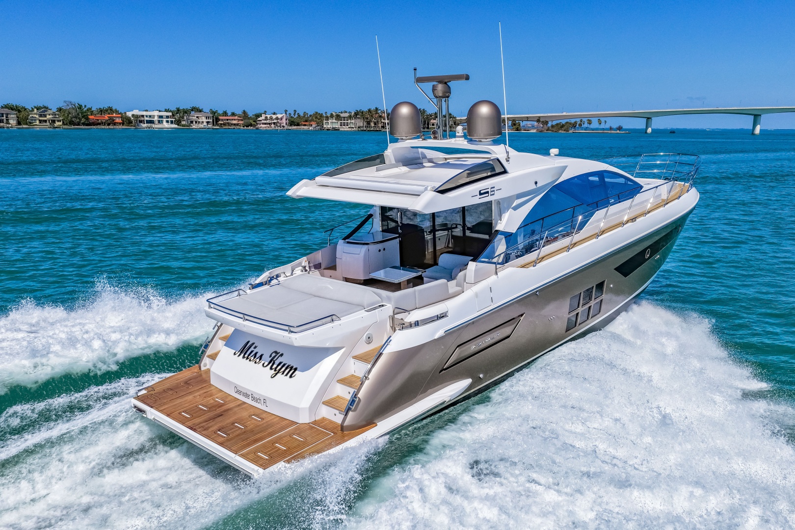 2020 Azimut S6