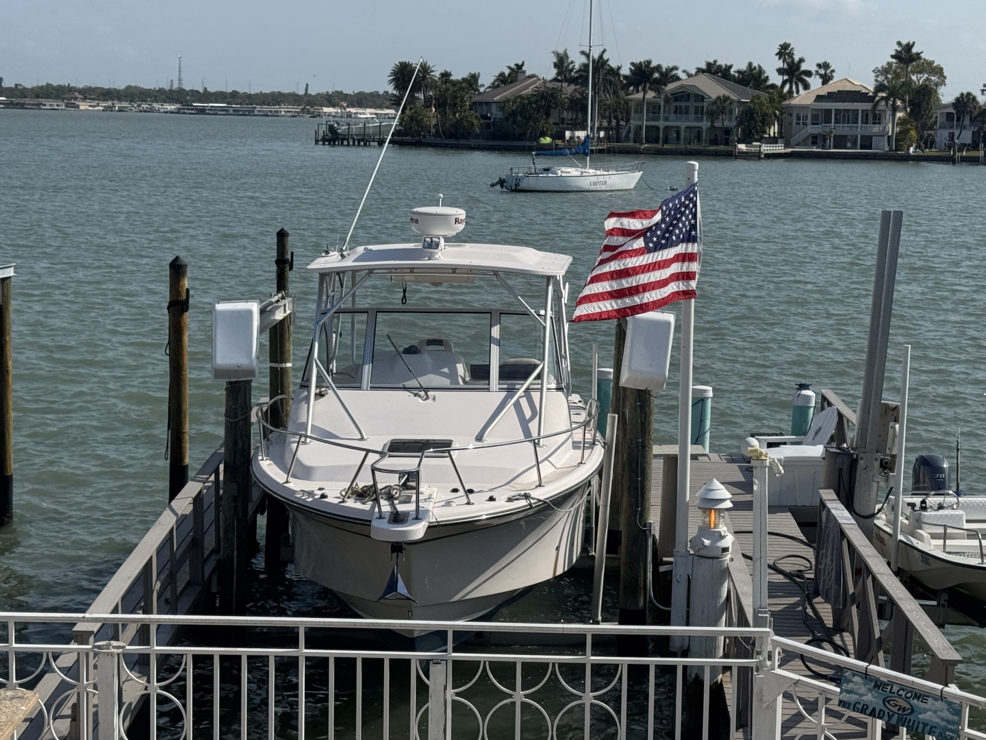 2007 Grady-White 305 Express