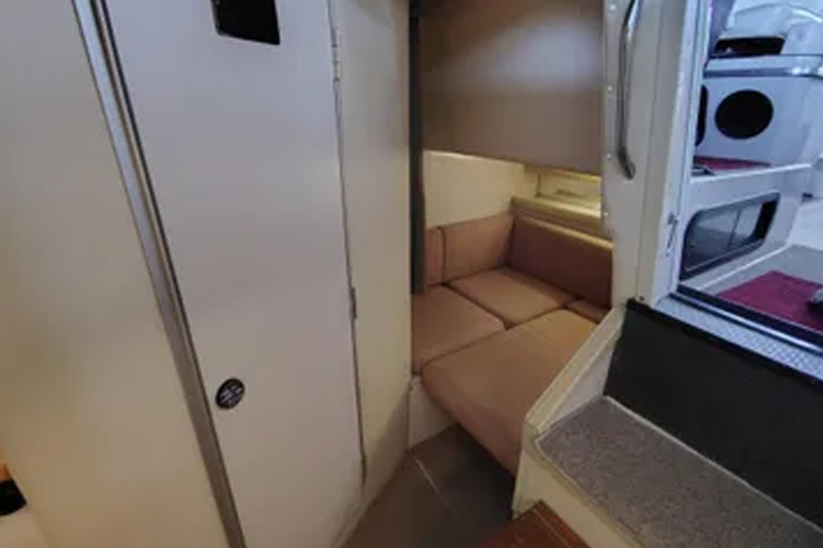 Just a Big Canoe 34ft Wellcraft Yacht For Sale Just a Big Canoe 34ft Wellcraft Yacht For Sale