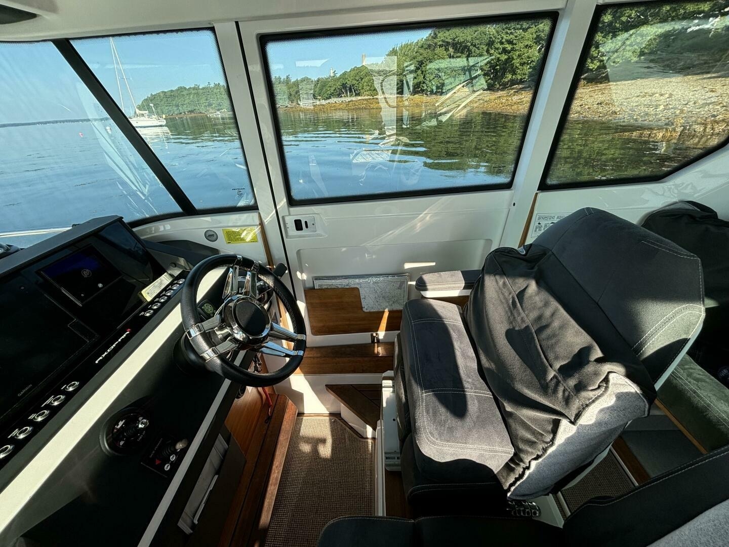 At Ease 28ft Axopar Yacht For Sale At Ease 28ft Axopar Yacht For Sale