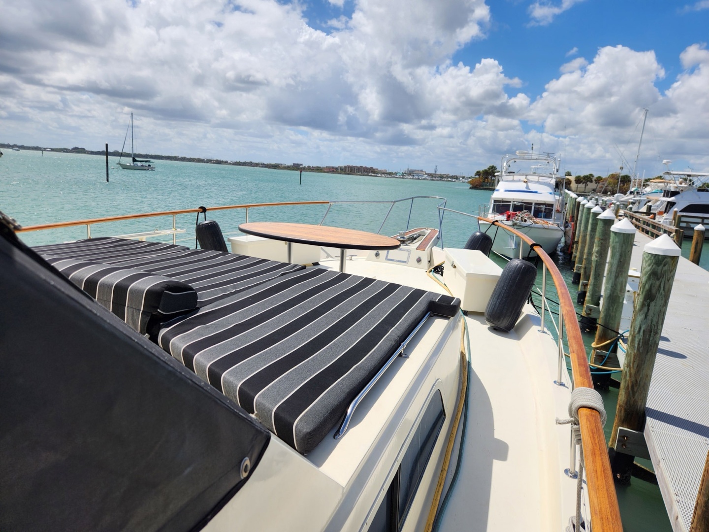 1978 Hatteras 53 Motor Yacht