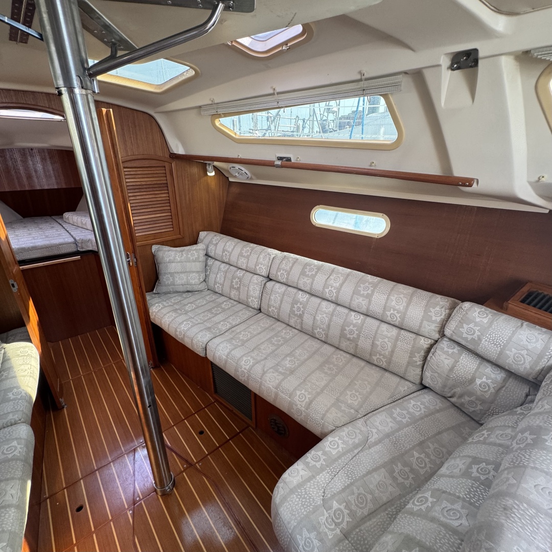 2002 Hunter 326  ldquo The Master Plan rdquo  32ft Hunter Yacht For Sale