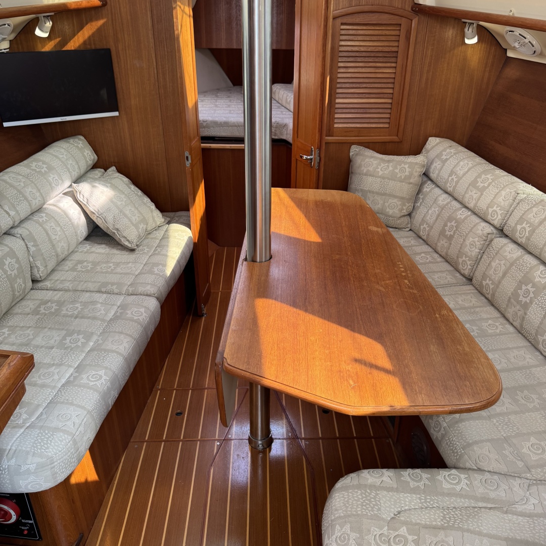 2002 Hunter 326  ldquo The Master Plan rdquo  32ft Hunter Yacht For Sale