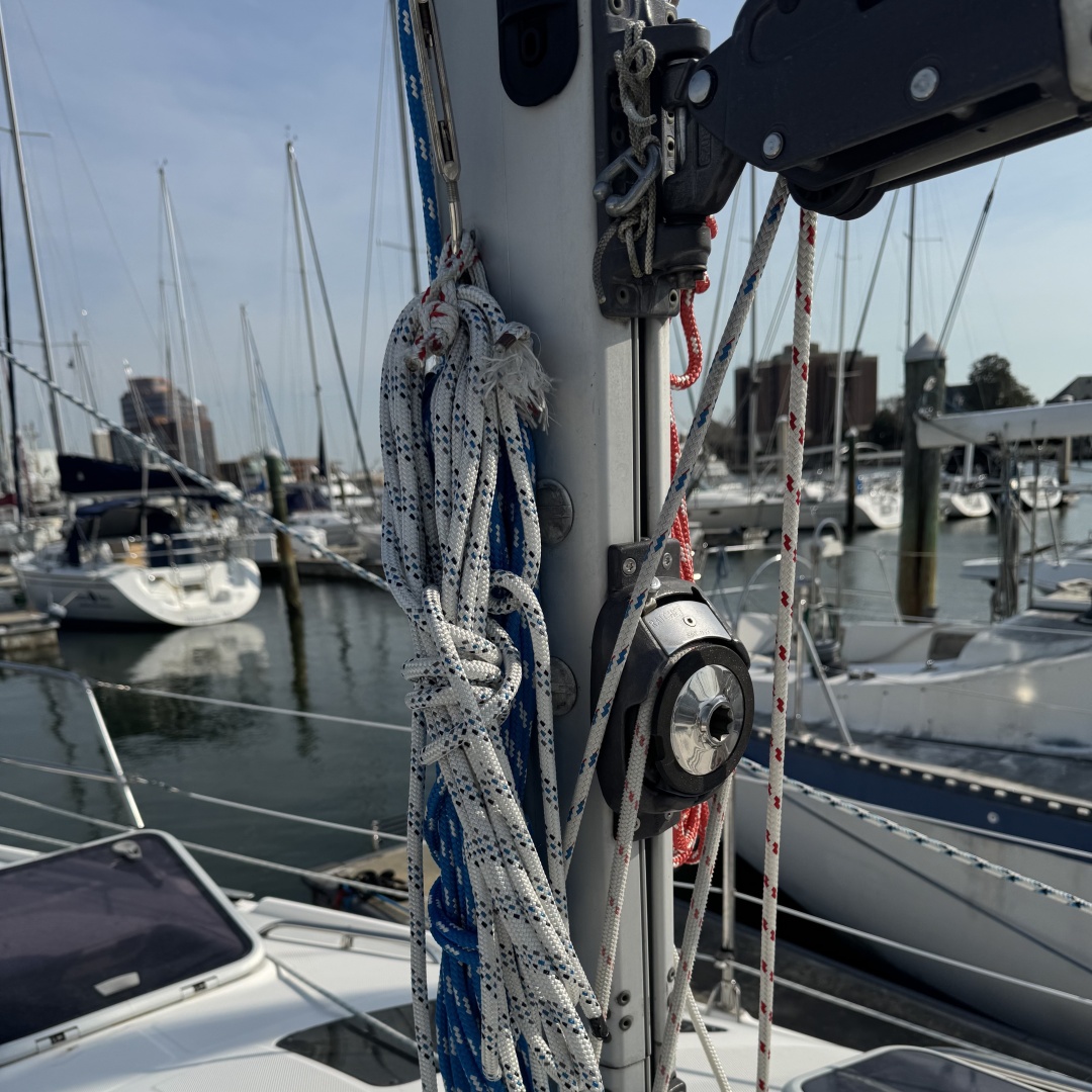 2002 Hunter 326  ldquo The Master Plan rdquo  32ft Hunter Yacht For Sale